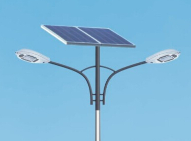 華可解答：為什么太陽能路燈電池板安裝要朝南？